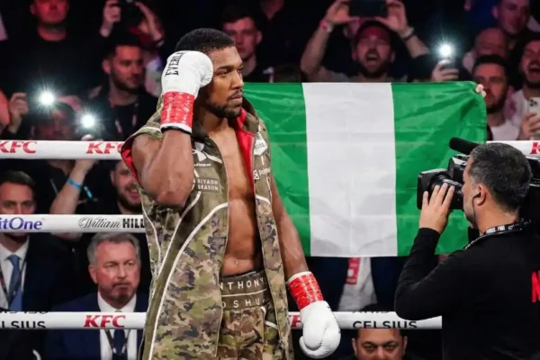 anthony joshua car crash