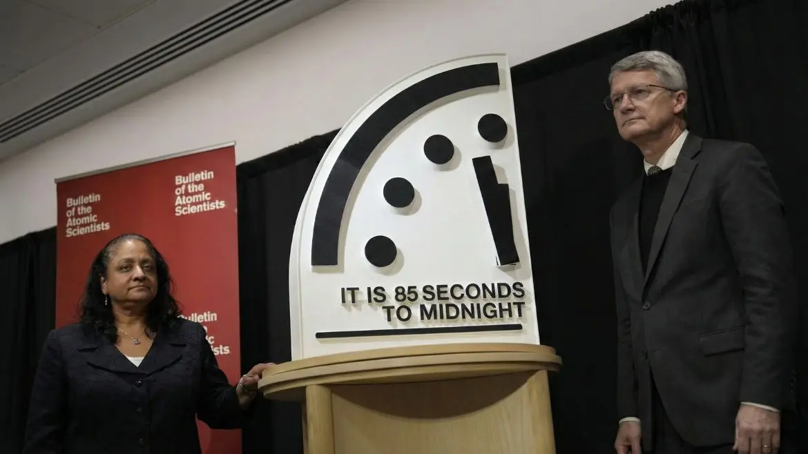 doomsday clock