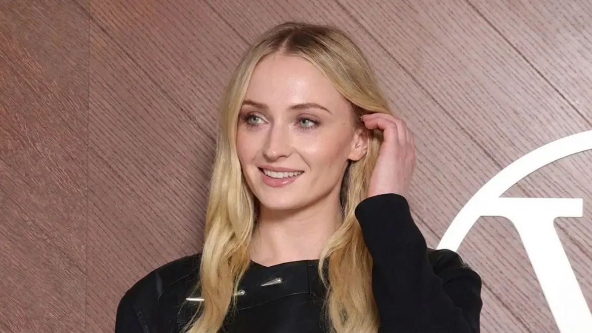 sophie turner