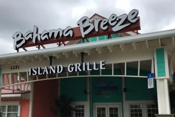 Bahama Breeze closures